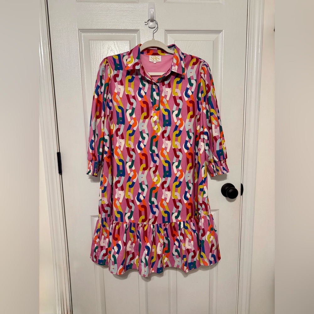 SSYS The Phoebe Smocked Long Sleeve Dress In Magenta Chain. Medium